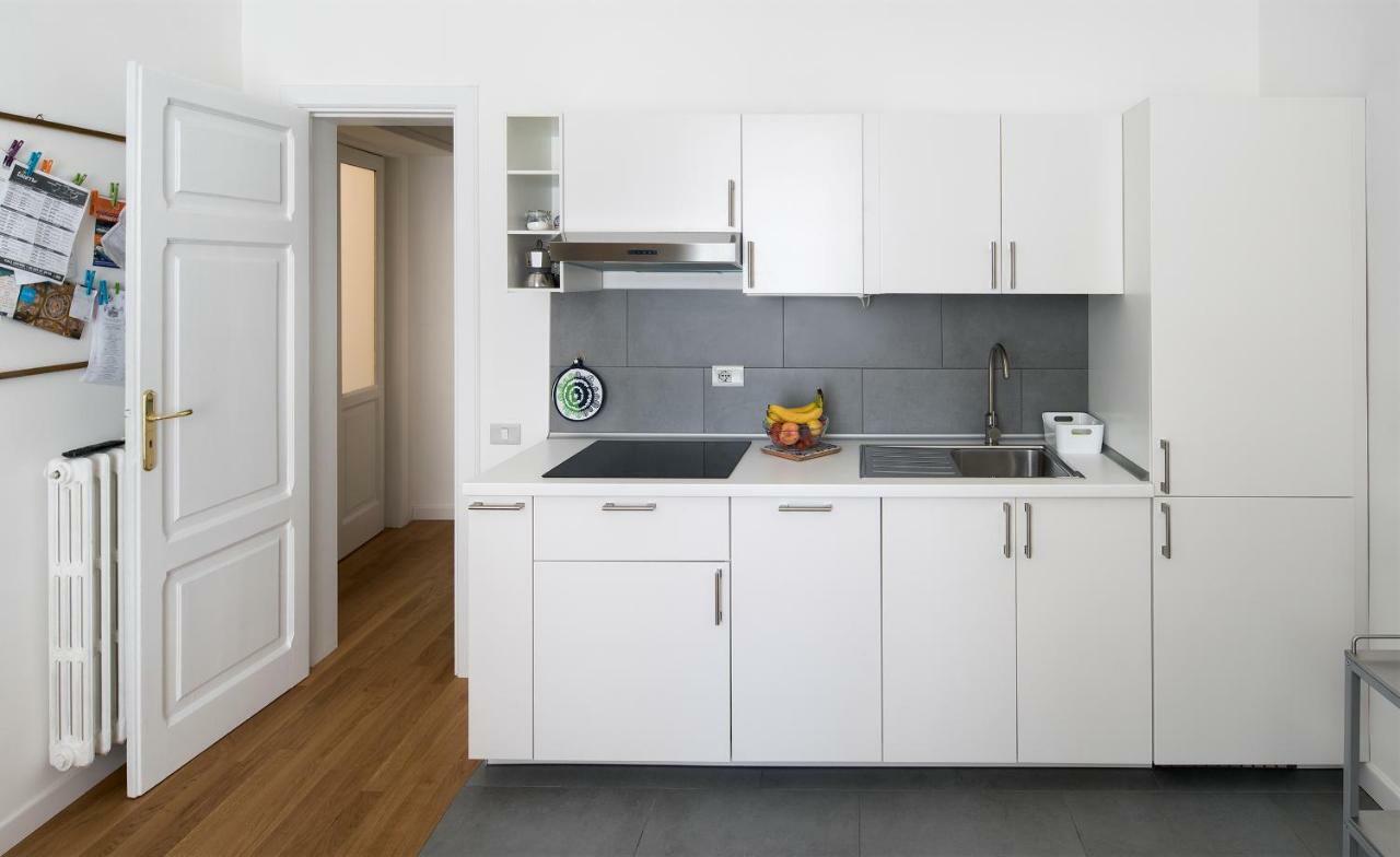 サレルノA Casa Di Adriアパートメント エクステリア 写真
